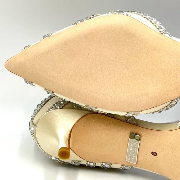 Badgley Mischka Size 6 Ginny Jeweled Ivory Satin D'Orsay Low‎ Heels Pumps Shoes - Picture 10 of 13